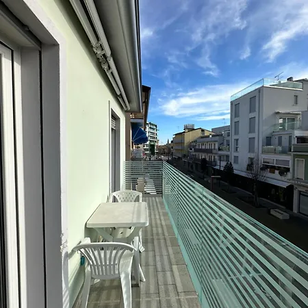 Apartment Stefania Dependance Trilocale - Agenzia Cocal *
