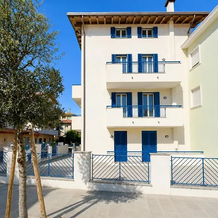 Apartamento Stefania Dependance Trilocale - Agenzia Cocal *